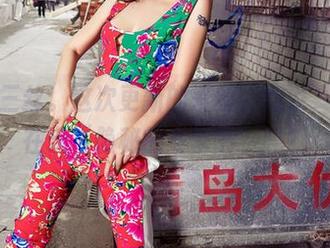 冬日三丝。这次更新的爱丝，得说，这是在玩“隐秘的冬季书”吗？