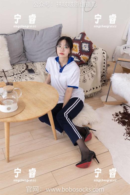 BoBoSocks袜啵啵 - 校服花絮版：糯米与你分享那些不为人知的萌态！