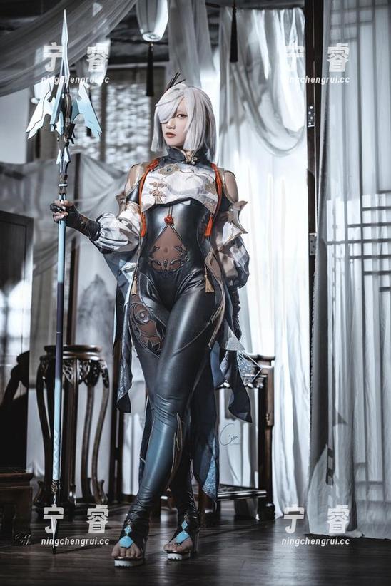 谁敢说Cien恩恩的无圣光LATEX作品不带点小心机？
