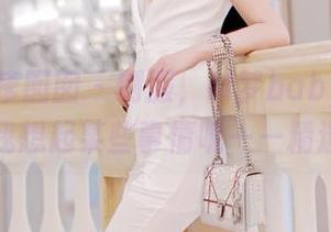 Feilin嗲囡囡 – 制服，M梦baby，这组合总让我想起某些事情呢——精选写真集