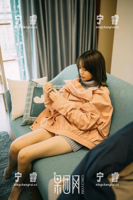 GIRLT果团网-陈迪娅 GIRLT果团网 - 水花四溅,高清泳装合集:陈迪娅的夏日烦恼