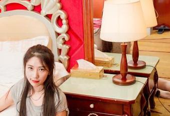 GIRLT果团网 – 图片合集：秘书装的黄歆苑，如何能不看呢？