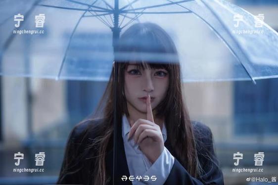 高清直击：Halo_酱的新春旗袍，图包里每一寸都在流淌春的气息？