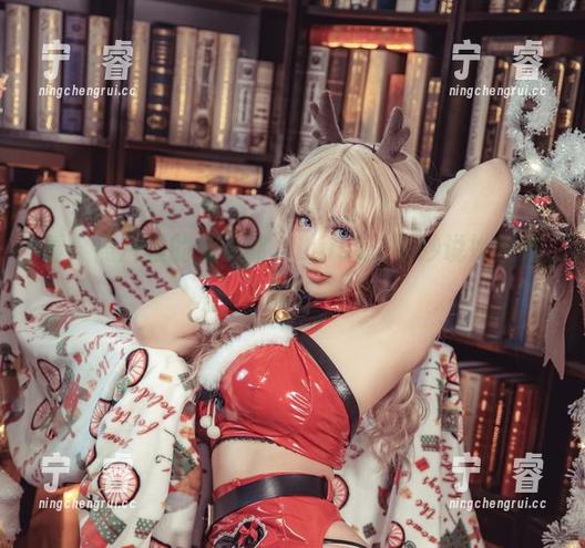 看！照片里的兔女郎，Luisa_零纱说她没睡醒！