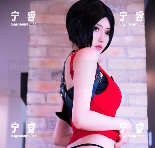 MissWarmJ：这样的‘女友’图片，居然我还想多看几眼