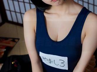 有种神奇的力量，Tomiko(とみこ)的作品让我感受到甜心的绵绵情绪