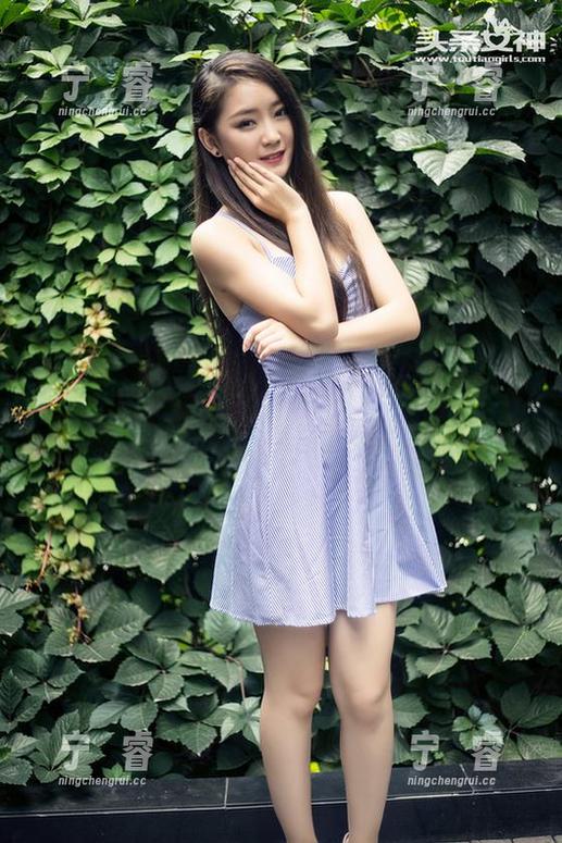 TouTiao头条女神 - JennyR出手，女神范儿要爆灯了，美图图集太好看！
