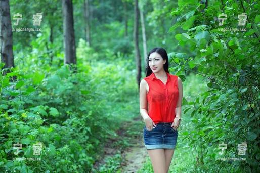 TuiGirl推女郎-何何夕 TuiGirl推女郎 - 何何夕的天台合集,快来拿壁纸吧,不能白嫖!?