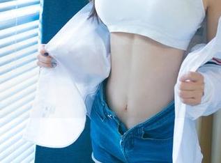 UGirls尤果网 – 最新图库看佟蔓修女，再也不怕买不着单身狗的坐标了！