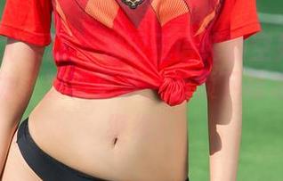 UGirls尤果网 – 发现王语纯的空姐写真集毫不费力，想要更多，必须下载才能精彩继续！