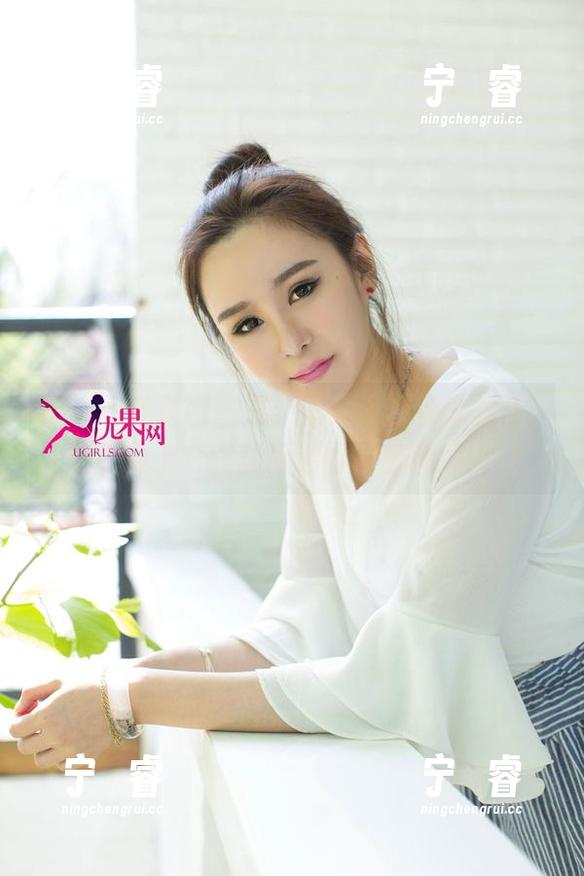 UGirls尤果网 - 赵伊彤：连体衣大集合，穿上它我就是连体罗密欧！