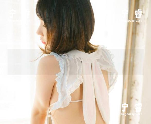 这么好看的作品为啥叫秘密？Uhye(이유혜)的精选就像意外的一包薯片，吃一口就停不下来！