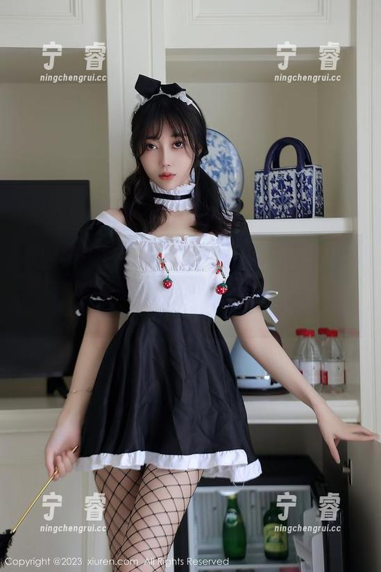 Xiuren秀人网 - 伍晓丽Shirley的裤里丝：跟随这条丝线，我们指引不出来的意外之旅！
