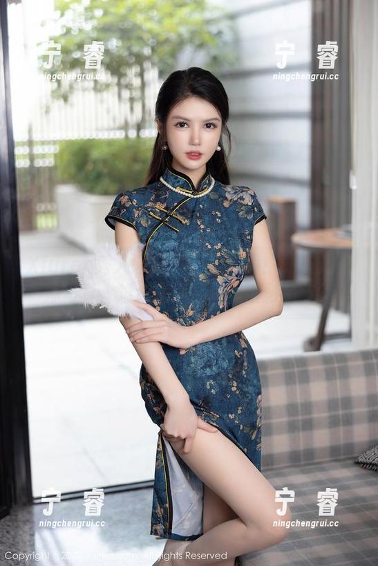 Xiuren秀人网 - 原图见真章！刘钰儿花嫁写真，难道我还能想成电影情节？