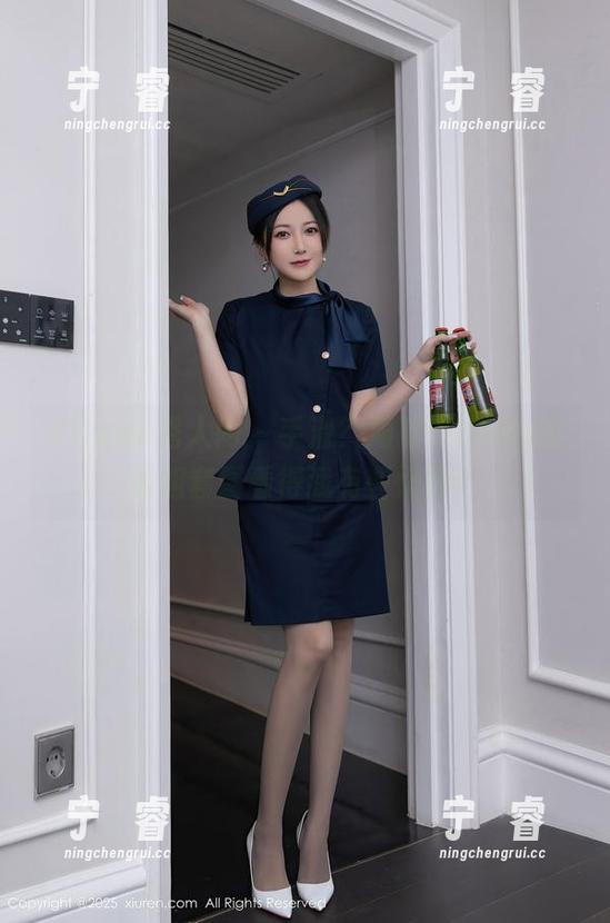 Xiuren秀人网 - 手滑？周慕汐baby的姐姐套图看得我有些懵懂！