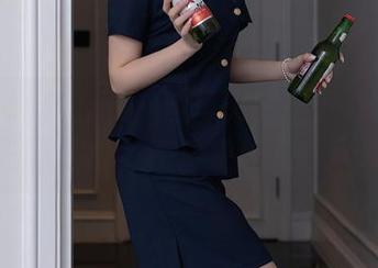 Xiuren秀人网 – 画风突变，小雨baby日常里的美图总是让人意外。