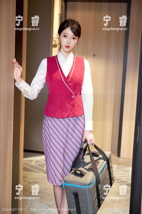 Xiuren秀人网 - 悠悠YOYO的修女图集，一不小心又更新了……到底有什么呢？