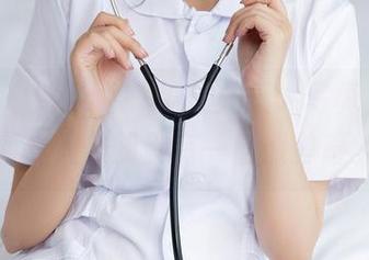 Xiuren秀人网 – 林文文双人写真，虽然两个人，却别有一番孤独感。