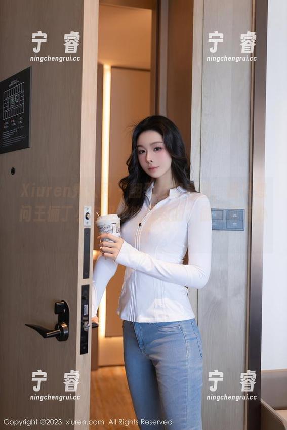 Xiuren秀人网 - 翻到这组美图，我只想问王俪丁小宝贝是咋做到的？御姐真有办法！