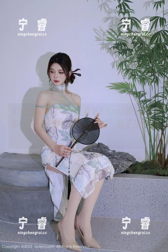 Xiuren秀人网 - 王馨瑶Yanni的女友？等一下，我是在看写“女友”的正经作品集吗？