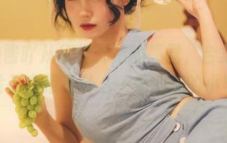 miko酱吖从红裙开始的感觉，合集中每幅图片都在撩动什么…是心底的小期待？