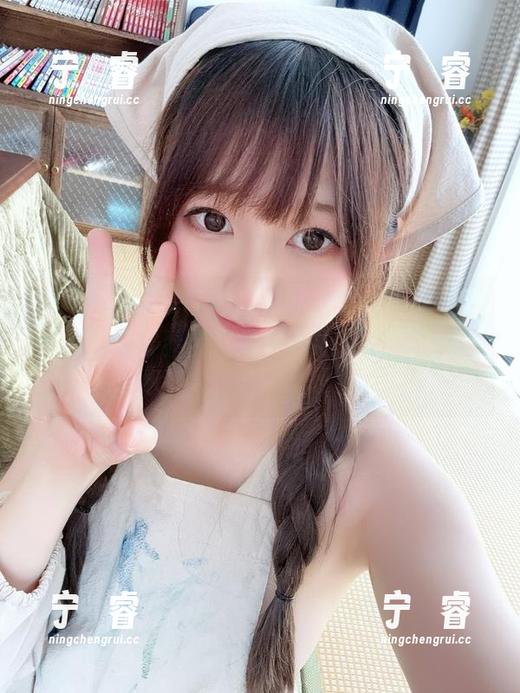 nagisa魔物喵的短裙高清图集：倒不是说裙子多好看，只是看着让人放松，就这样…