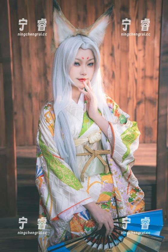 一北亦北 一北亦北的信浓服饰:这人到底为啥看起来从未在意过免费写真,偏偏又让人想多看两眼。