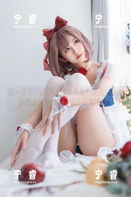 这一季的三度_69图集更新：美腿！看得我想去健身房，但估计还是没用…