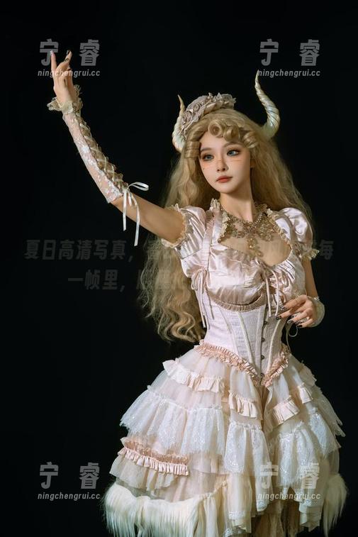 夏日高清写真，看云溪溪如何把风吹进每一帧里，顺便把我给吹走了！