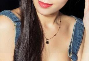 克拉女神 – 在周迪的水手服套图中，挑剔一点的眼光都变得温柔了，美图就是这关系。