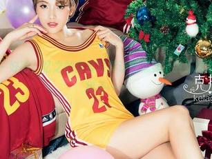 克拉女神 – 好吧，忆之的套装写真让我想到了我那被丢到角落的裙子……