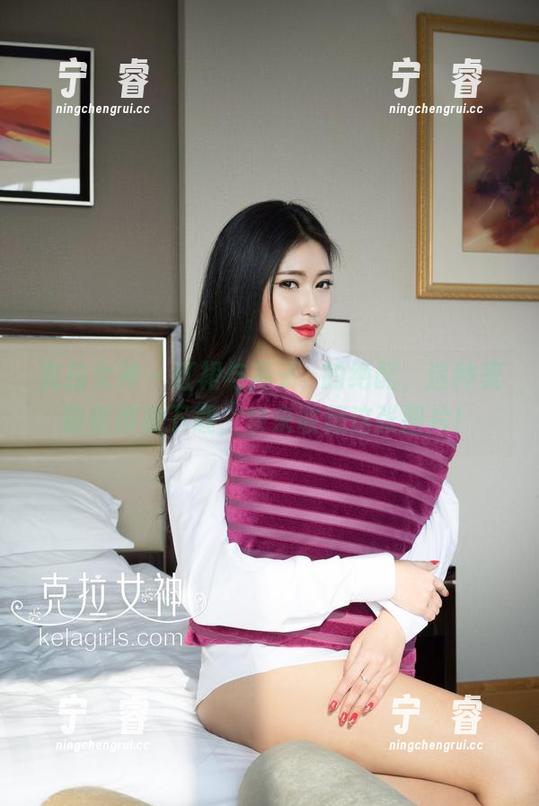 克拉女神-高子琁 克拉女神 - 红裙与高子琁的绝配,这种美丽值得被下载,快来收藏这张图片!