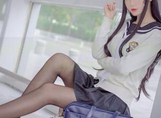 是不是觉得兔玩映画的爱宕高雄套图，看着看着就想变成忠犬？而且还是免费的！