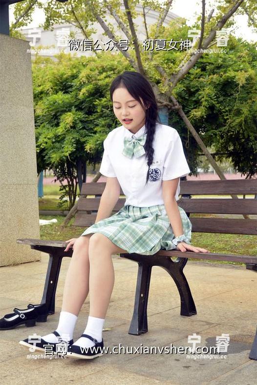 初夏女神-依依 初夏女神 - 资源与图集的交错,依依的邻家女孩实习小战记!