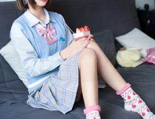 我在想，喵糖映画是怎样把兔女郎和清纯美眉结合的？高清的画面实在太美，不敢再看了！