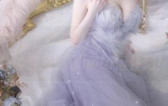 美图中的在下萝莉控ii，那个套装让她一秒钟变身？你hold得住吗！