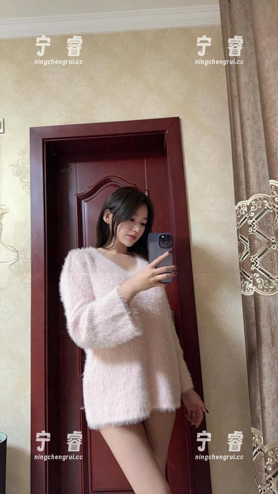 奶宝妹纸 微密圈 - 奶宝妹纸作品集——谁说打网球得低调?