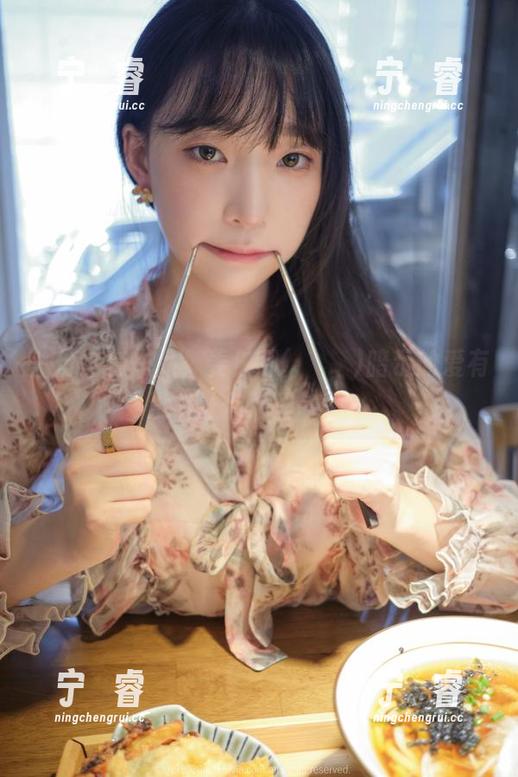 一份全套作品，姜仁卿(강인경)暗示的爱有没有让你心里一颤？