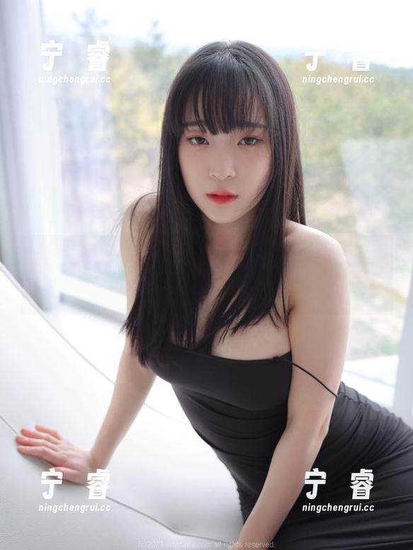我真不敢相信，姜仁卿(강인경)能给你这么多免费的运动图片！