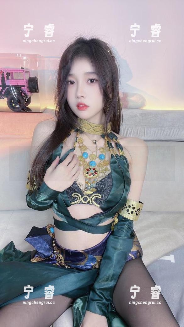 小小奶瓶儿的双马尾合集，竟然还有师生反转剧情？照片看得我一阵眩晕…