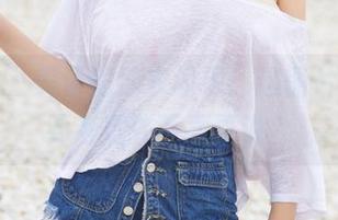 尤果网 – 美替的泳衣闪现：这图片，要不要考虑先下载再说？