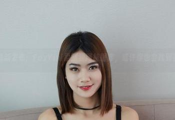 尤物馆 – 最新发布：FoxYini孟狐狸网袜图库，或许你也会找到那条独特！