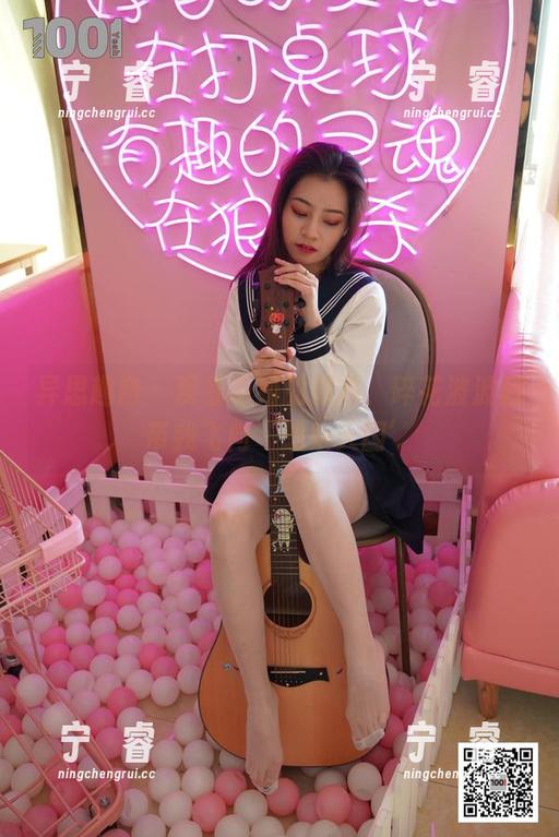 异思趣向-喵姐 异思趣向 - 观看喵姐的照片,碎花波波裙带我飞向‘想象天国’