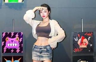 微密圈 – 壁纸也能被宠坏，徐珺大哥的女王美图任你挑！