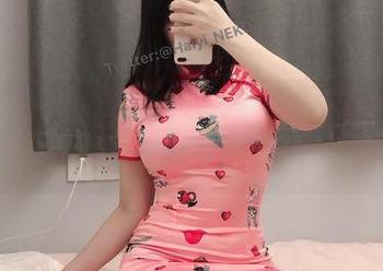 是一只废喵了的美腿：原图还是精选，谁说只有一条腿好看？