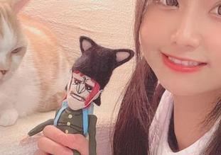 柳丸在女仆写真里轮廓渐显：精选总是那么让人出乎意料
