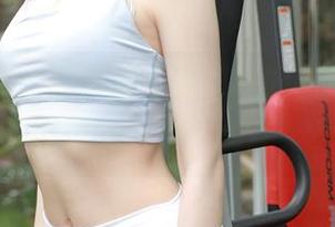 模范学院 – 强烈推荐吴思晚的图包更新，谁能拒绝这么“女友”？