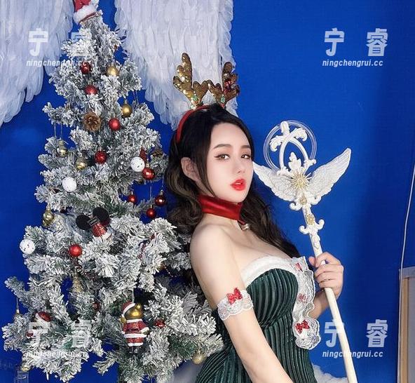 微密圈 - 水蜜桃米米图集：连衣裙里的无限可能，哈哈你能找到几种穿法吗？
