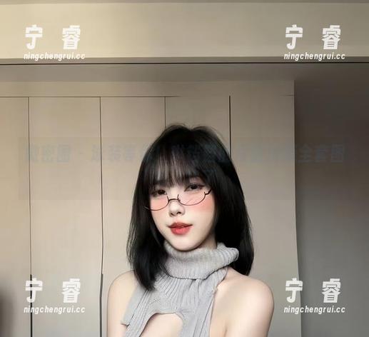 琳铛铛 微密圈 - 泳装等你!琳铛铛的没羞没臊全套图集上线了
