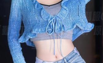 秀人网 – 周慕汐fairy的职场制服OL：这才是“勤奋工作”的真正表现？原图在这里等着你。